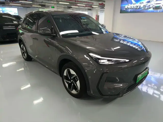 Geely Galaxy E5 — Фото автомобиля 3
