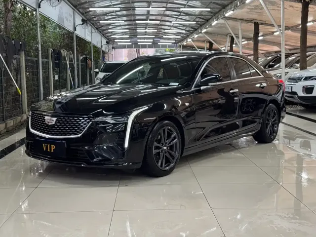 Фотография автомобиля — Cadillac CT4