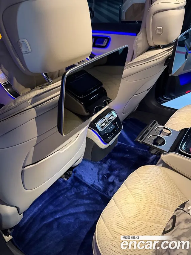 Mercedes-Benz S-Class — Фото автомобиля 9