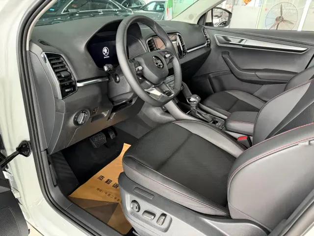 Skoda Karoq — Фото автомобиля 3