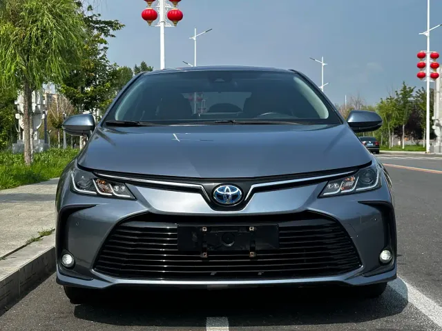 Toyota Corolla — Фото автомобиля 2