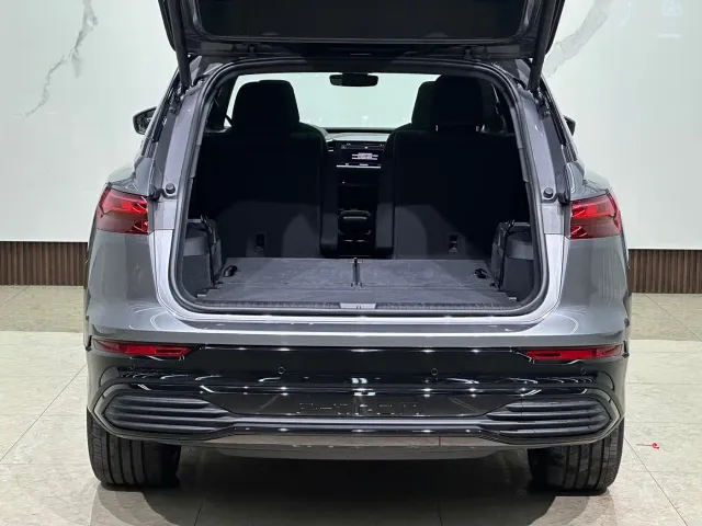 Audi Q5 e-tron — Фото автомобиля 8