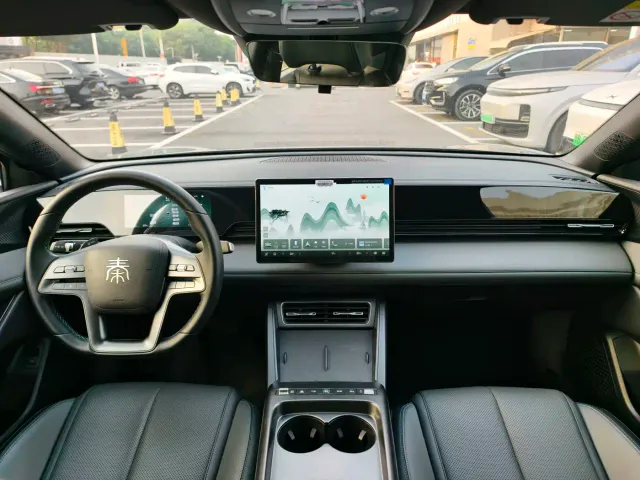 BYD Qin L — Фото автомобиля 7