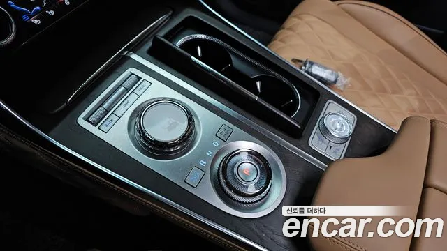 Genesis GV80 — Фото автомобиля 11