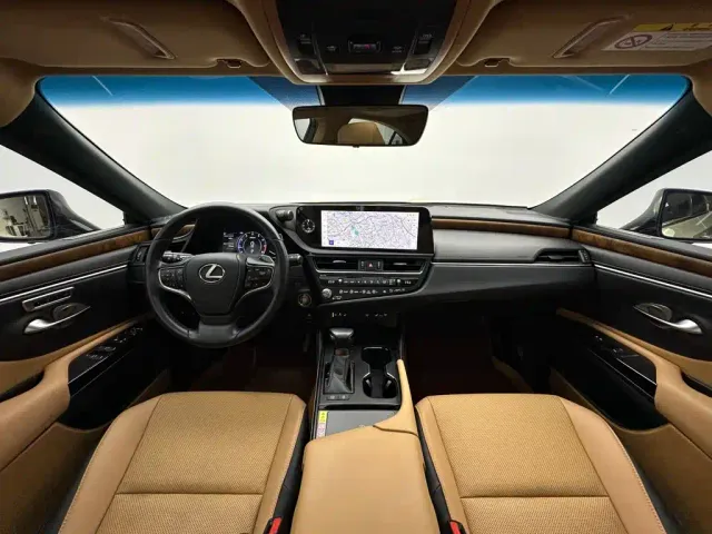 Lexus ES — Фото автомобиля 21