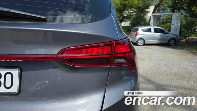 Hyundai Santafe Новый Santa Fe Дизель 2.2 2WD — Фото автомобиля 21
