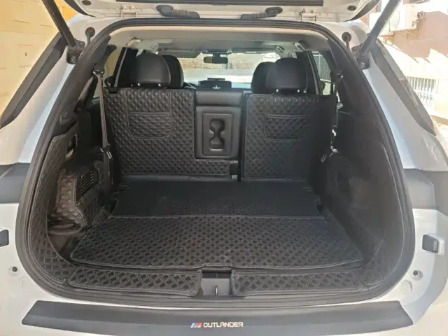 Mitsubishi Outlander — Фото автомобиля 4