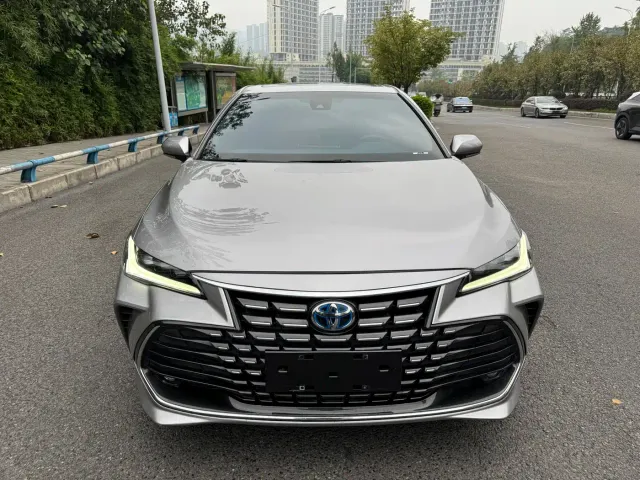 Toyota Avalon — Фото автомобиля 2
