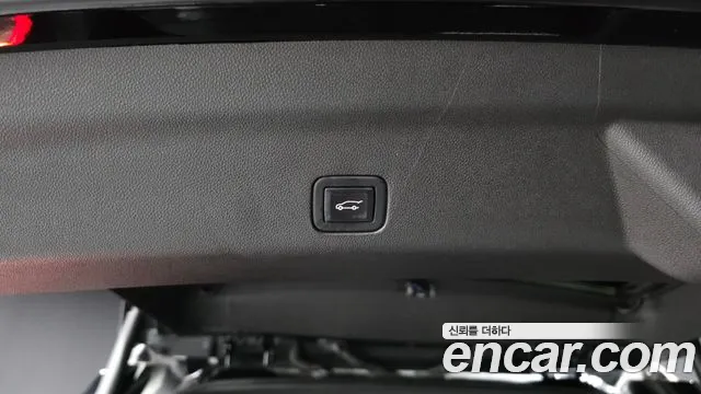 ChevroletGMDaewoo Tahoe Tahoe 6.2 High Country 4WD — Фото автомобиля 17