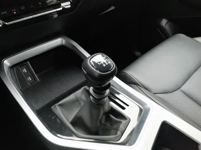 Wuling Jiachen — Фото автомобиля 13