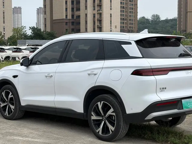 BYD Song Pro — Фото автомобиля 6