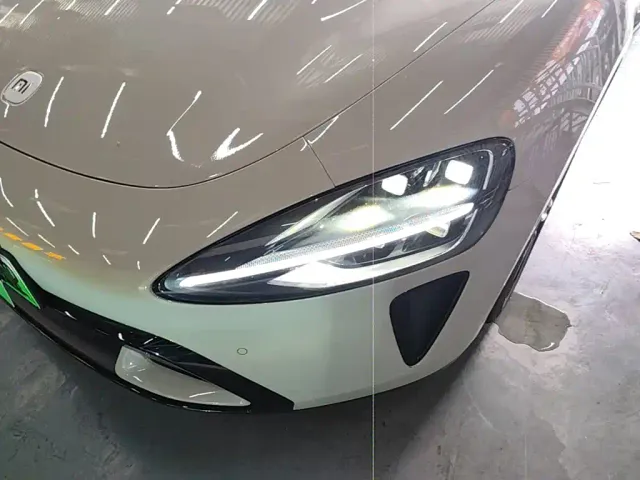 Xiaomi SU7 — Фото автомобиля 23