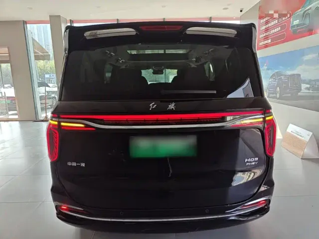 Hongqi HQ9 PHEV — Фото автомобиля 5