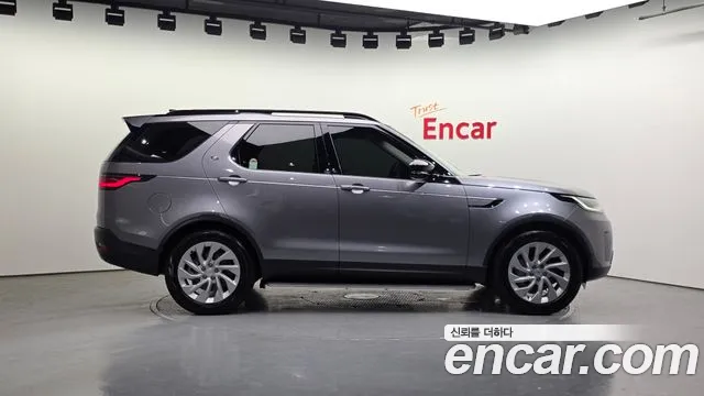 Land Rover Discovery — Фото автомобиля 5