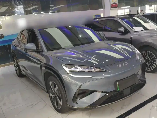 BYD Sealion 07 EV — Фото автомобиля 3
