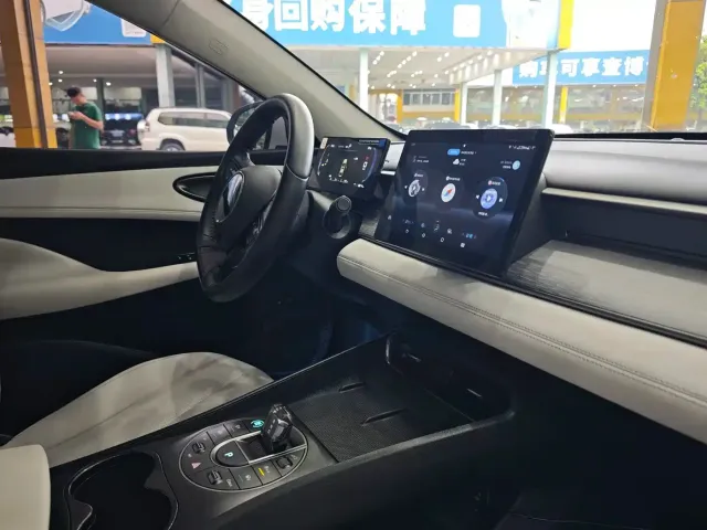 BYD Hai Bao 05 DM-i 2025 DM-i Smart Drive Edition 55KM Luxury — Фото автомобиля 9