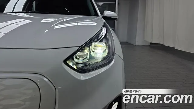 Kia Niro Niro Plus Earth — Фото автомобиля 20