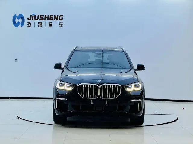 BMW X5 — Фото автомобиля 2