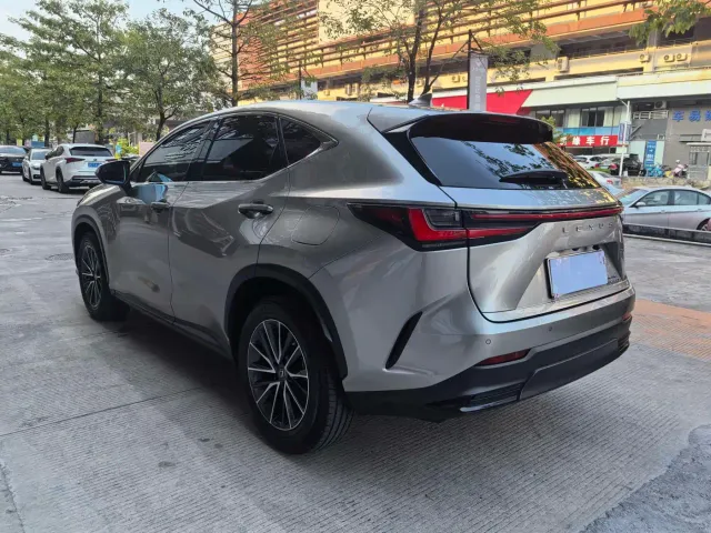 Lexus NX — Фото автомобиля 7