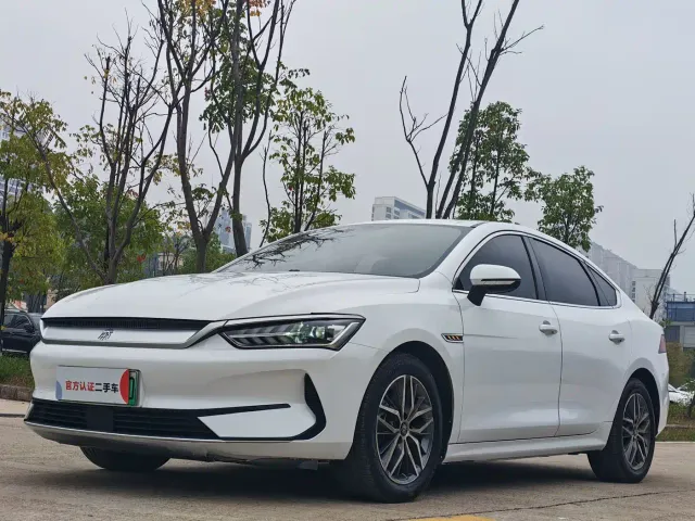 Фотография автомобиля — BYD Qin PLUS