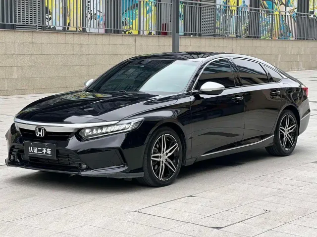 Фотография автомобиля — Honda Inspire