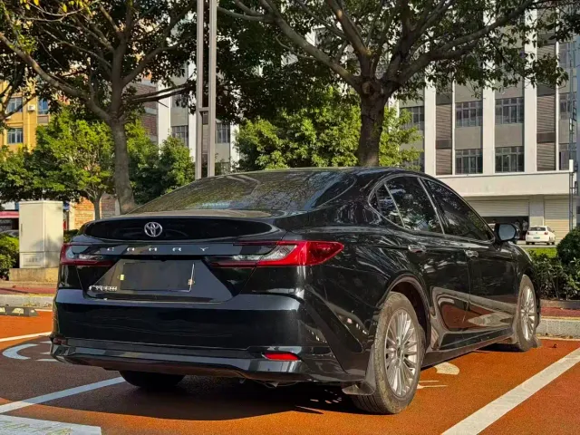 Toyota Camry — Фото автомобиля 9