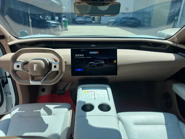 Avatr Avatr 07 2024 Max Pure Electric — Фото автомобиля 4