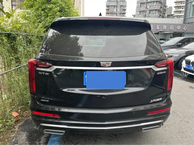 Cadillac XT6 — Фото автомобиля 10
