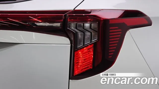 Kia Seltos New — Фото автомобиля 8