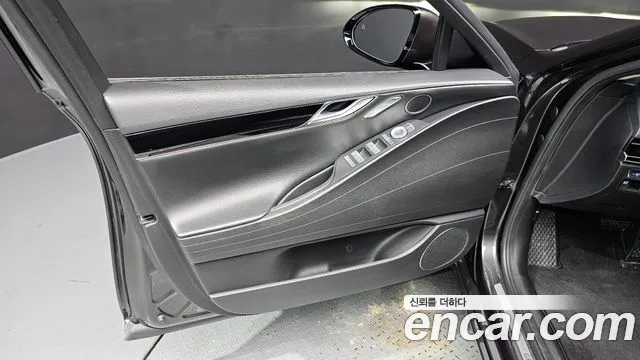 Genesis G80 Бензин 2.5 турбо 2WD — Фото автомобиля 24