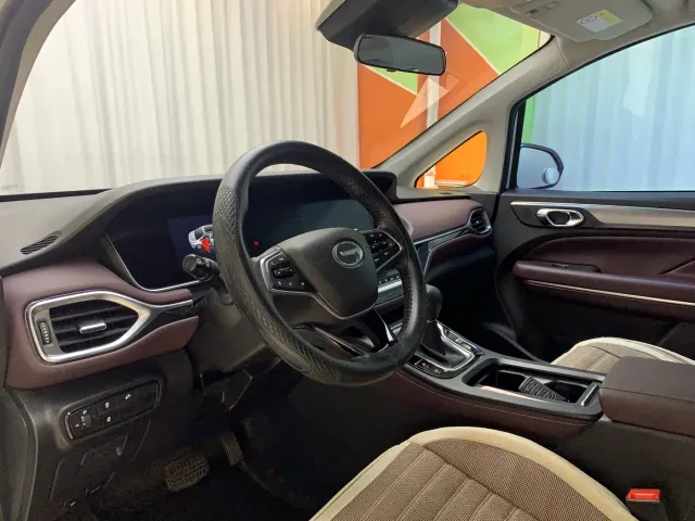 GAC Trumpchi M6 — Фото автомобиля 7