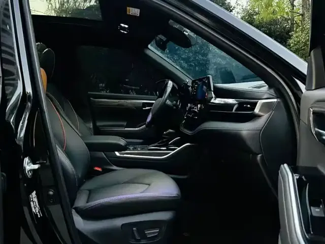 Toyota Crown Kluger — Фото автомобиля 5