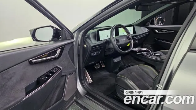 Kia EV6 — Фото автомобиля 15