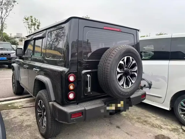 212 212 T01 2025 2.0T Diesel Version — Фото автомобиля 4