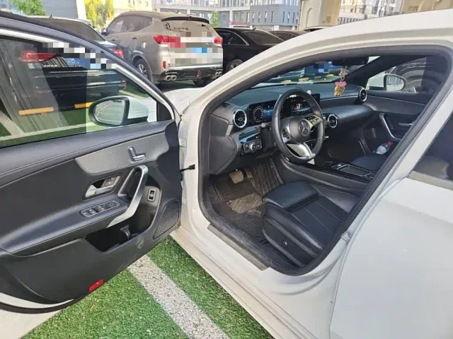 Mercedes-Benz A-Class — Фото автомобиля 17