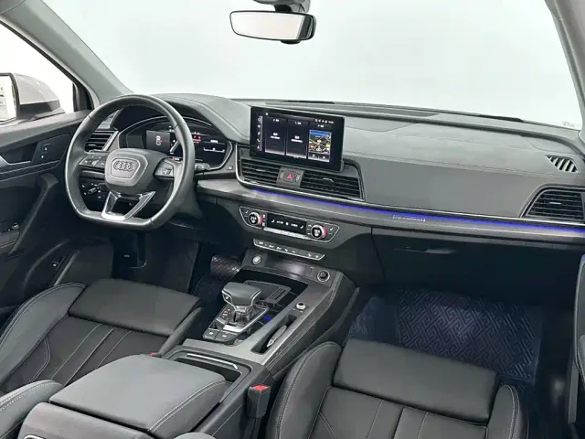 Audi Q5L — Фото автомобиля 12