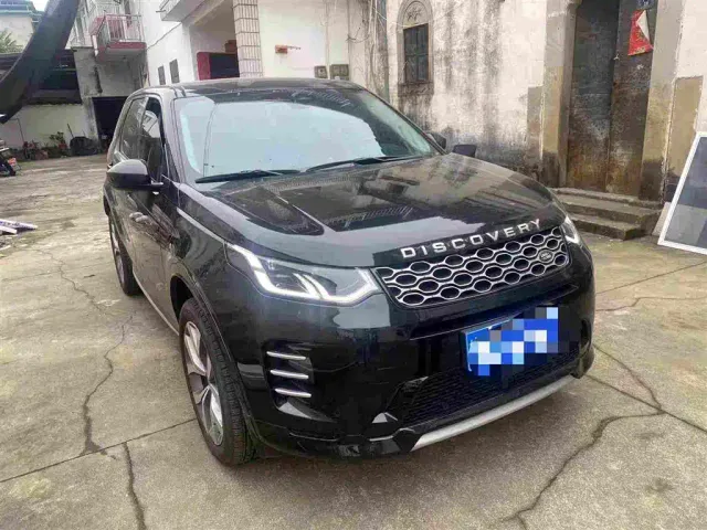 Фотография автомобиля — Land Rover Discovery Sport