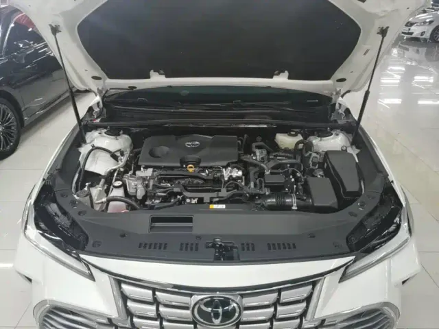 Toyota Avalon — Фото автомобиля 19