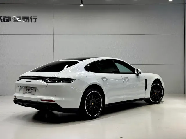 Porsche Panamera — Фото автомобиля 8