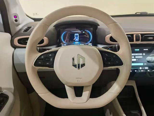 Leapmotor T03 — Фото автомобиля 7