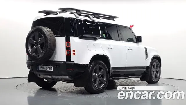 Land Rover Defender L663 — Фото автомобиля 2