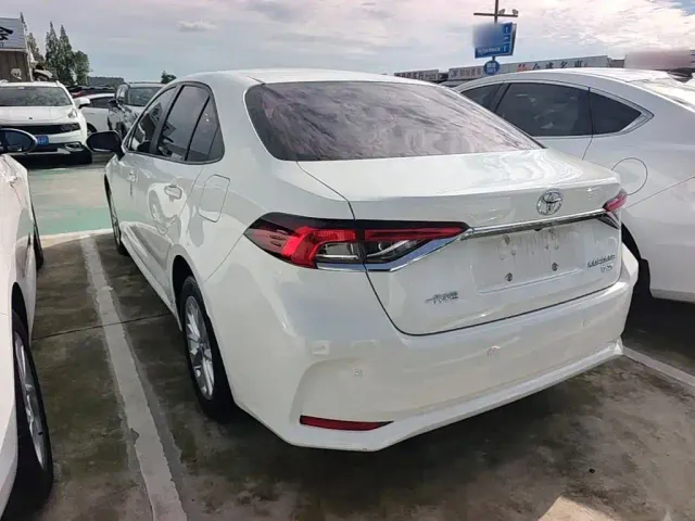 Toyota Corolla — Фото автомобиля 4