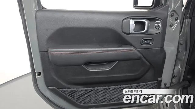 Jeep Wrangler JL — Фото автомобиля 13