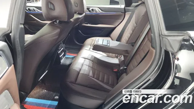 BMW 4-Series 4 серия (G22) 420i M Sport Performance Gran Coupe — Фото автомобиля 13