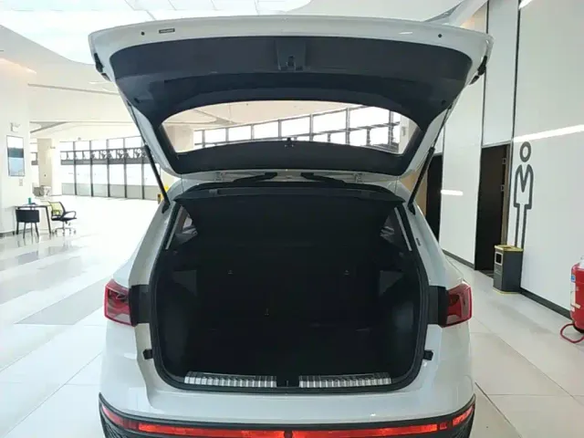 Jetta VS5 — Фото автомобиля 18