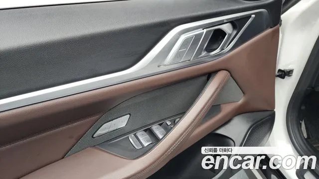 BMW i4 — Фото автомобиля 28
