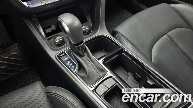 Hyundai Sonata New Rise — Фото автомобиля 12
