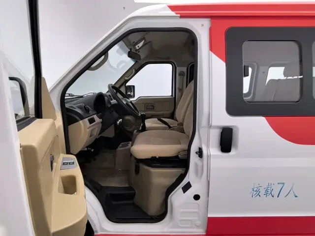 Dongfeng Xiaokang C36 — Фото автомобиля 10