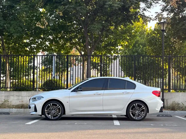 BMW 1 Series — Фото автомобиля 3