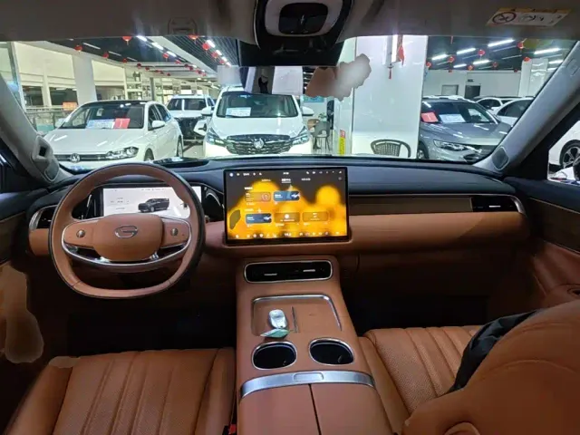 GAC Trumpchi Xiangwang S9 — Фото автомобиля 9